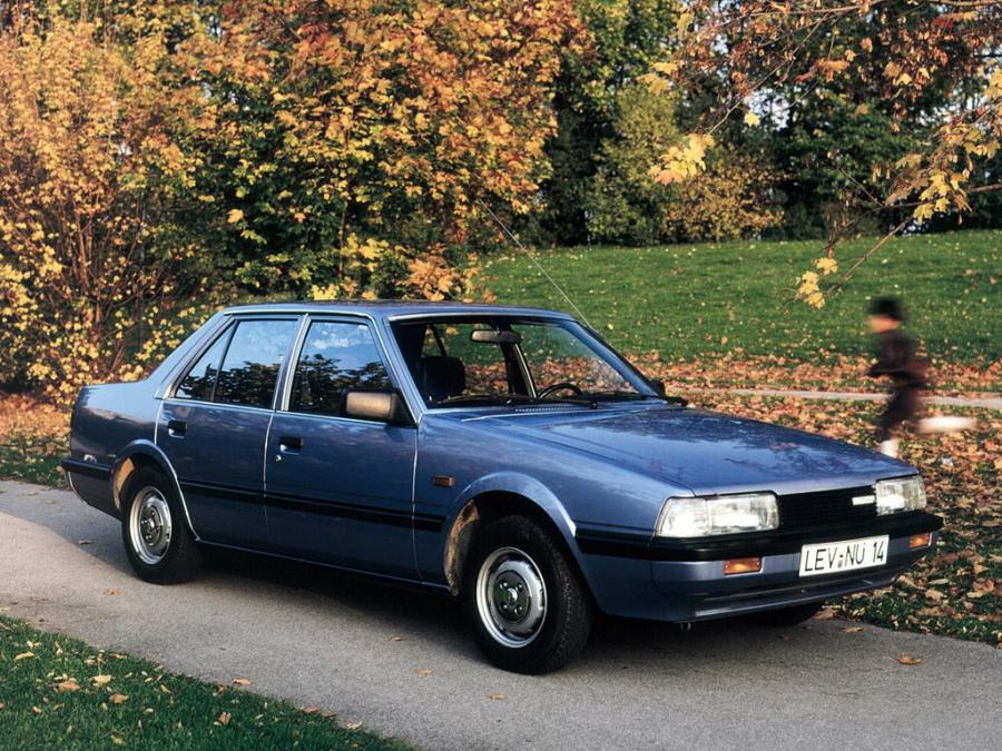  Mazda 626 Sedan 1982 года  (фото 5 из 9)